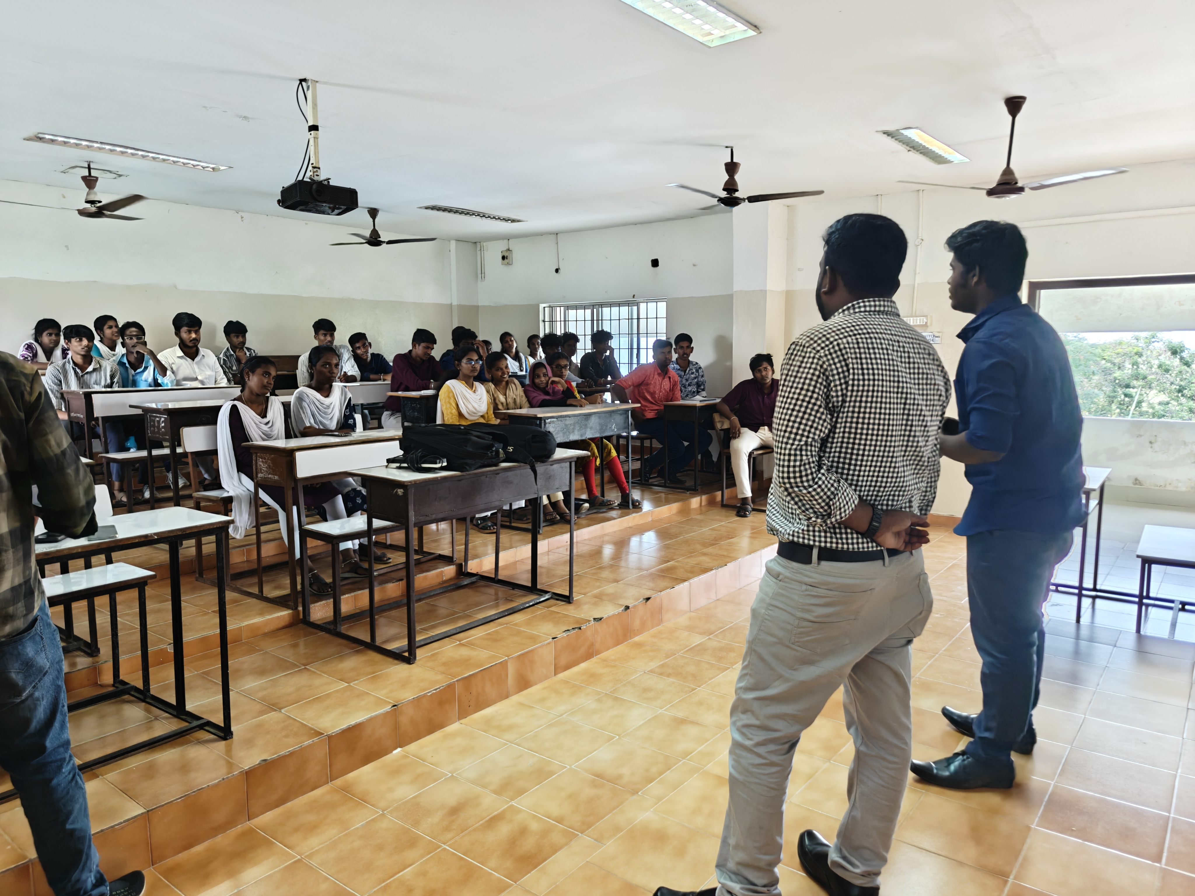 VOLUNTEERS_TRAINING